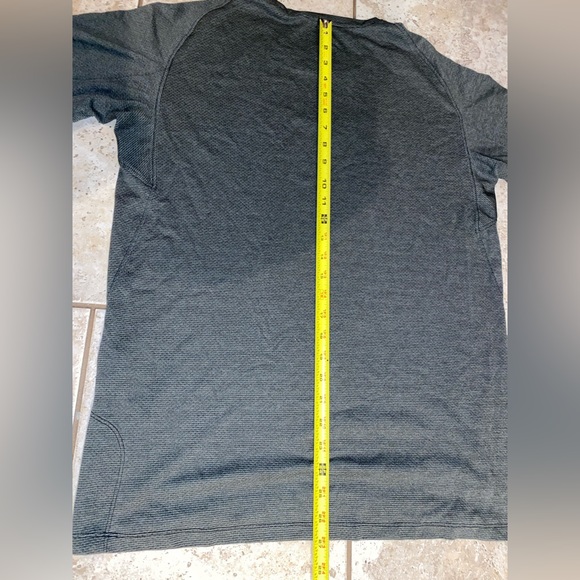 Men’s Nike Running Active T-Shirt, Large, Great Condition - Picture 4 of 6